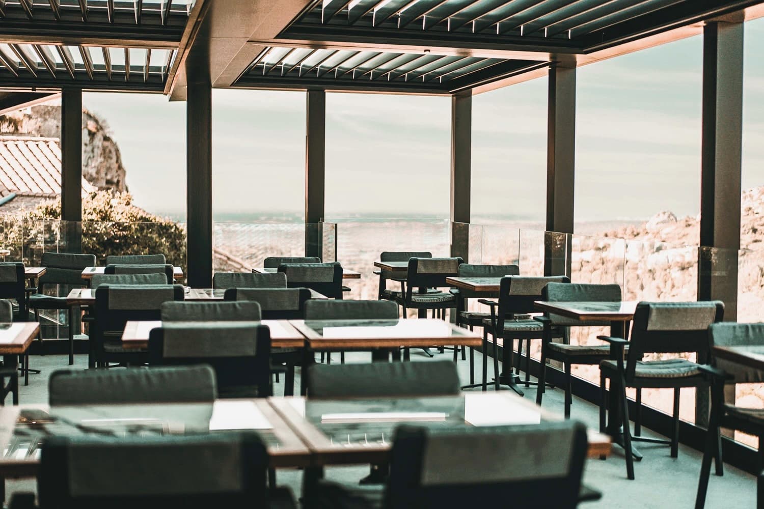 Salle panoramique du restaurant